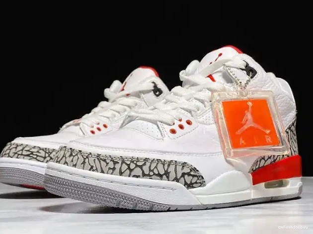 Fame Jordan of Hall Air 136064-116 3 Retro 0705